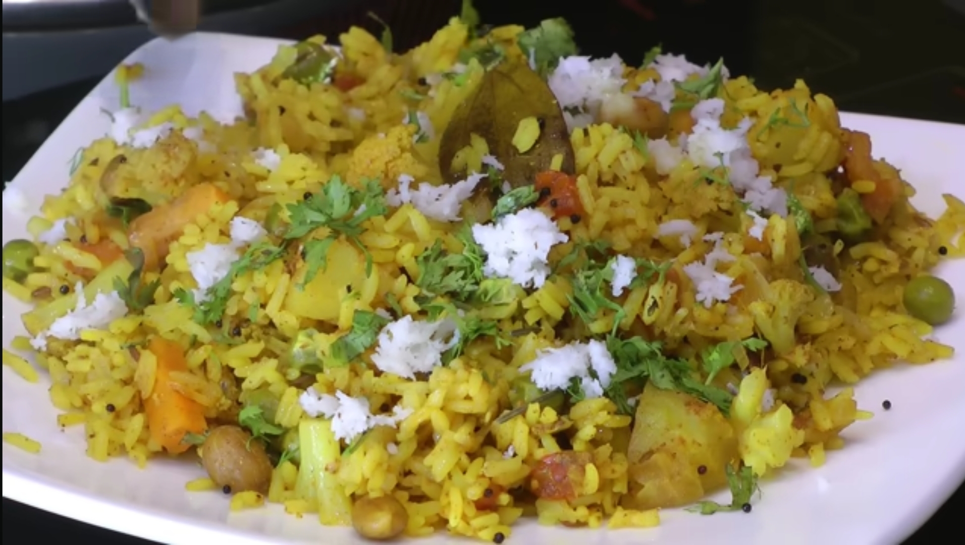 मसाले भात कसा बनवायचा? | सोपी, झटपट आणि चवदार रेसिपी| Masalebhat Recipe