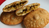 Famous Shegao Kachori
